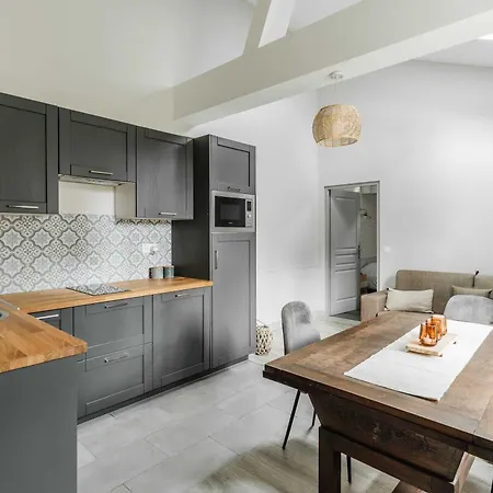 House For 18 People With Cinema Place Morny Holiday home Deauville